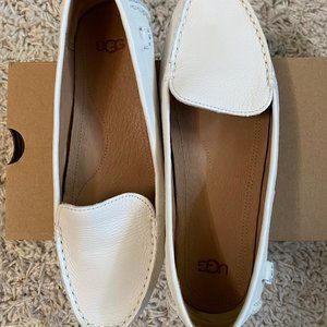 UGG Flores Loafer- Size 8